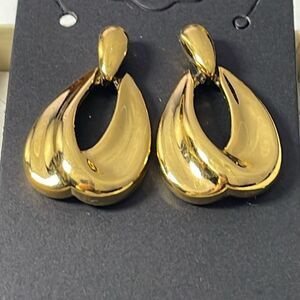 Vintage Napier dangle drop pierced earrings.